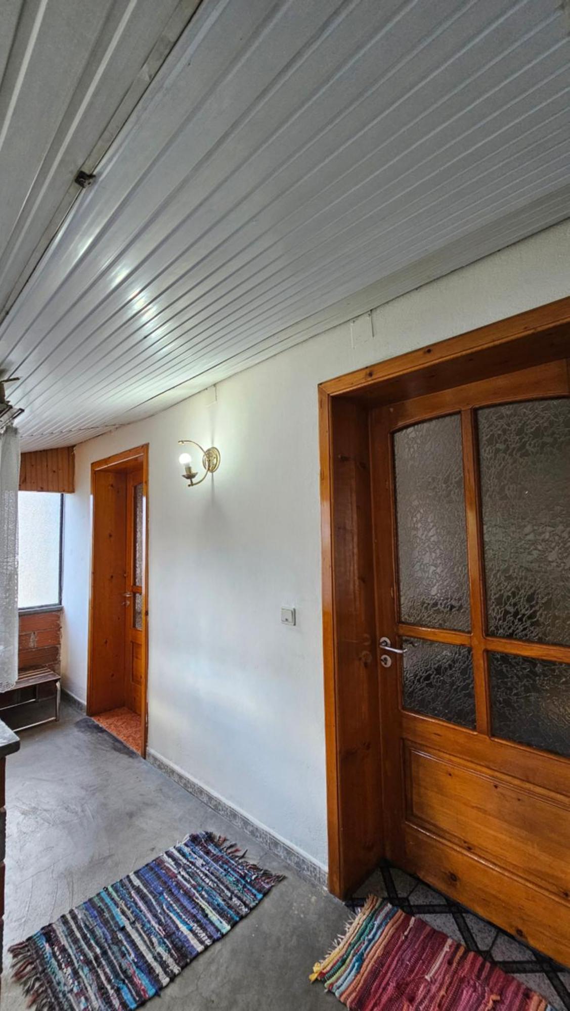 Angie'S Shared Villa Tam Tirana Bagian luar foto
