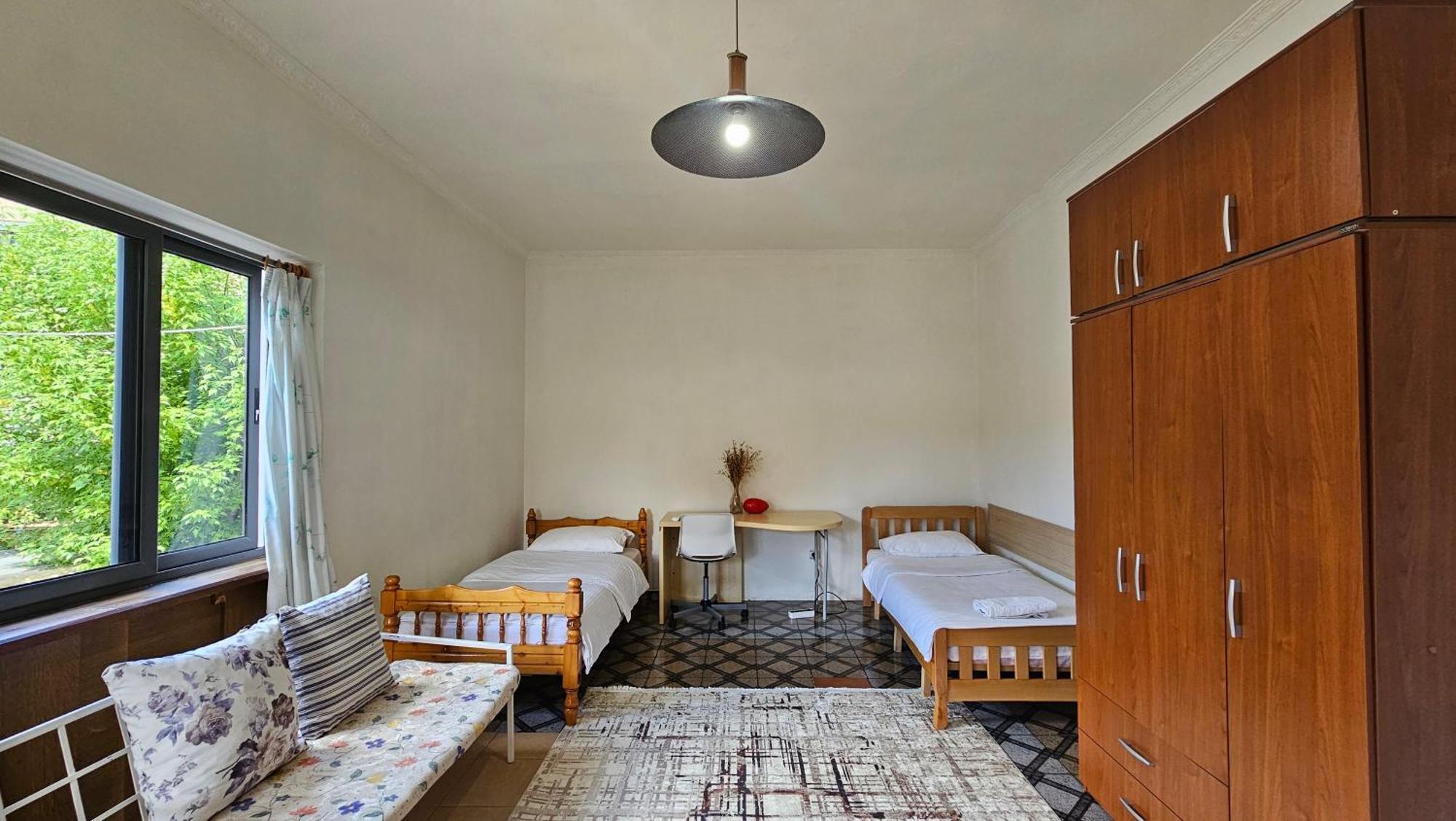Angie'S Shared Villa Tam Tirana Bagian luar foto